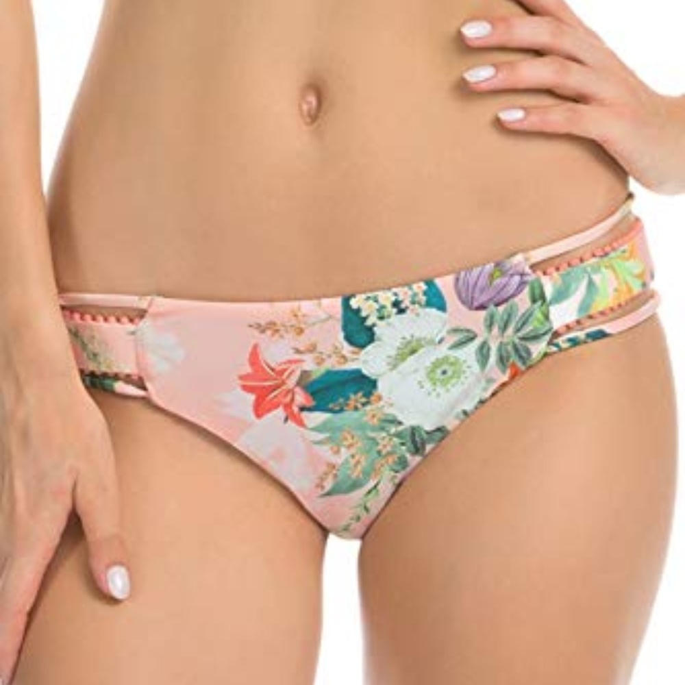 Isabella Rose Blossoms Tab Side Hipster Bottom